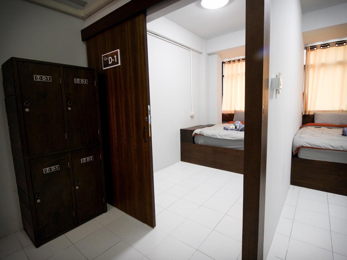 Bedtiny Hostel (Adults Only) Chiang Mai Zewnętrze zdjęcie